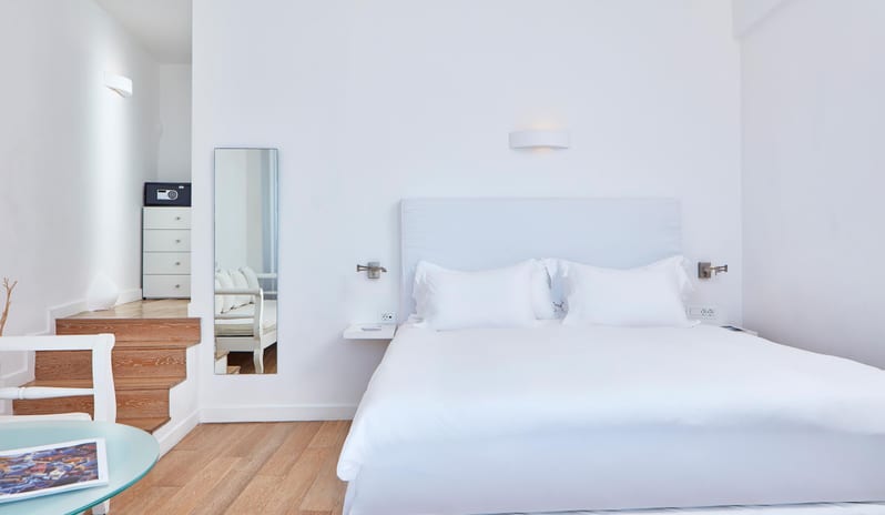 VILLA KATIKIES - VILLA DOUBLE ROOM BED